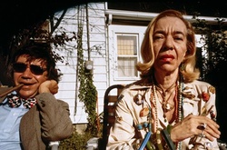  Фотограф снял жизнь и смерть матери, которая никогда его не целовала