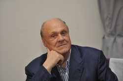 Режисер Володимир Меньшов 