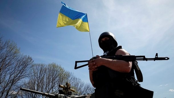 Минулої доби на Донбасі зазнали поранень четверо військових 