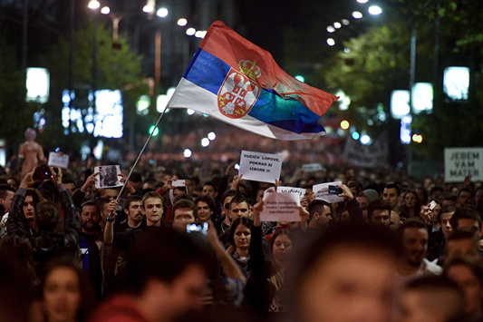 У столиці Сербії тривають протести проти президента Вучича