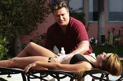 Папарацци преследуют Никки Рид после скандала вокруг ее эротической съемки