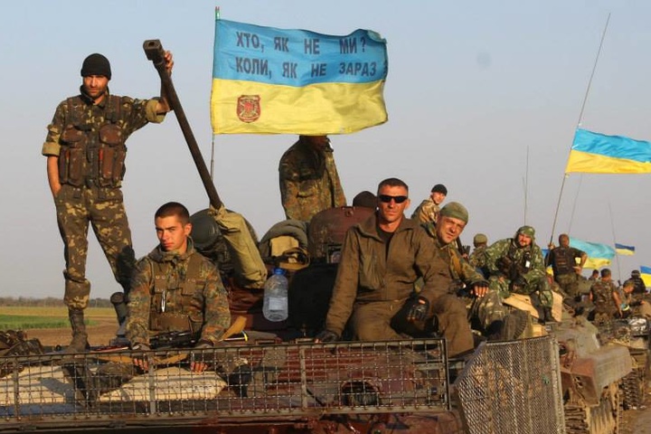 Як живуть українські артилеристи за десятки кілометрів від лінії фронту