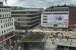 Авто у Стокгольмі в'їхало  у натовп: поліція заявляє про двох загиблих 