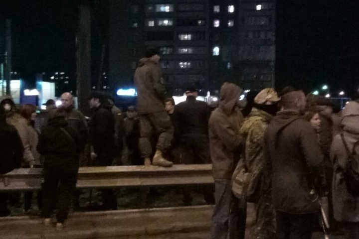 У Києві через забудову сталися сутички між активістами та поліцією