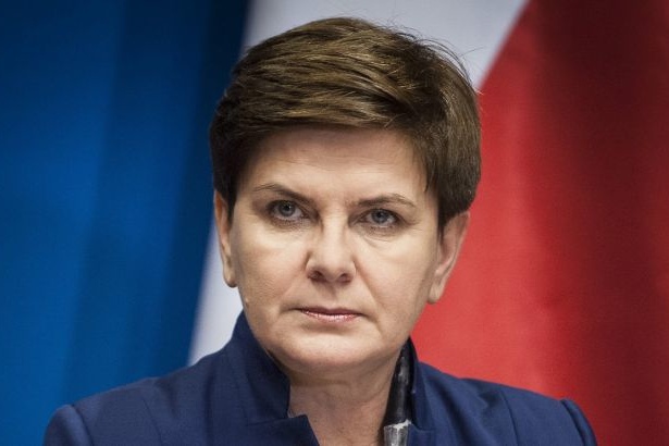 Польська опозиція не змогла відправити у відставку уряд Шидло
