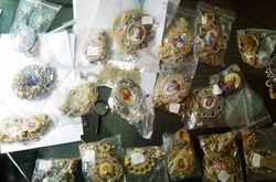 Старовинні церковні реліквії, які належали митрополиту Київському і всієї України Володимиру