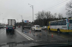 ДТП на вул. Братиславська у Києві