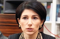 Більше чверті докторської дисертації дружини віце-прем'єра Кириленка виявилася плагіатом