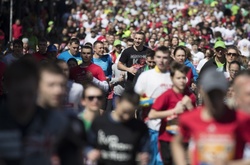 Кличко взяв участь у благодійному забігу Київського міжнародного півмарафону