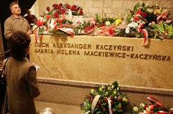 Крипта, де покояться Лєх і Марія Качинські