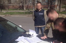 Силовики на Донеччині затримали начальника військкомату, який брав по $800 за звільнення від призову