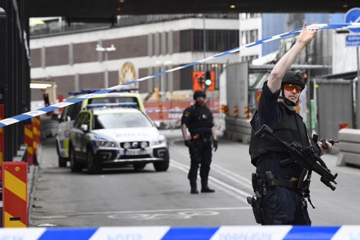 Підозрюваний у нападі в Стокгольмі зізнався в скоєнні теракту 