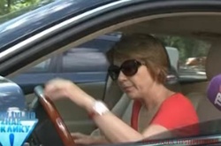 На Київщині у дружини мера Бучі вкрали позашляховик