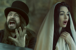 Финалистка шоу «Голос країни» и группа «Рокаш» презентовали видеоклип с бомжом в главной роли