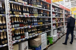 Суд не скасовував рішення Київради про заборону продажу алкоголю у нічний час – КМДА