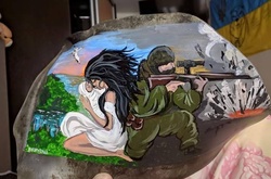 Ехо війни. Як переселенка з Донбасу створює шедеври з осколків