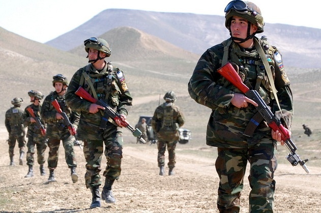 Азербайджан розпочинає повномасштабні військові навчання