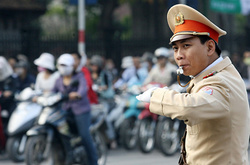 Мешканці в’єтнамського селища захопили у заручники 32 поліцейських