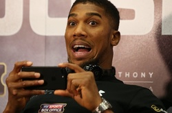 Джошуа: Кличко володіє більш потужним ударом