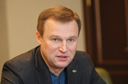 Аграрна партія вимагає від влади зупинити план розпродажу землі