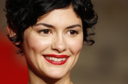 Французская актриса Одри Тоту стала рыцарем