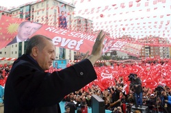 Заплямований тріумф Ердогана. Як реагує світ на результати референдуму у Туреччині