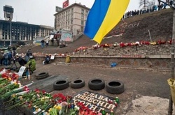 У Києві демонтують Меморіал героям Небесної сотні