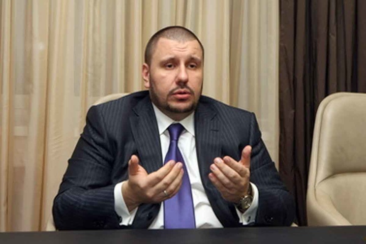 Військова прокуратура викликає екс-міністра Клименка на допит 