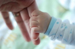 В Україні кількість померлих майже вдвічі перевищує кількість народжених – Держстат