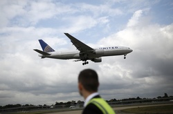 Літак  United Airlines 