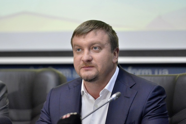 Україна оскаржує виплату $144 млн у справі захопленого Коломойським НПЗ