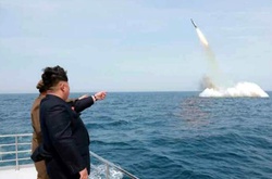  Лідер КНДР під час запуску ракети 