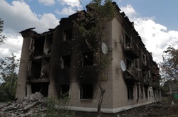 Бойовики всю ніч обстрілювали Мар’їнку: частина міста без світла