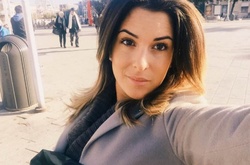 Жуткое преображение: пережившая кислотную атаку модель показала лицо