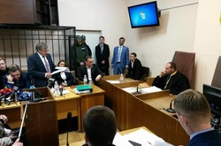 Суд відмовив адвокатам «у негайному звільненні» з-під варти Мартиненка