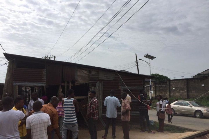 У Нігерії 7 футбольних фанів загинули через падіння електрокабелю на будинок