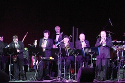 Держава виселяє на вулицю «РадіоБенд Олександра Фокіна» 