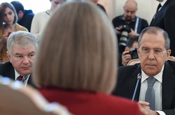 Лавров обіцяє ЄС, що Москва впливатиме на бойовиків для виконання «Мінська»