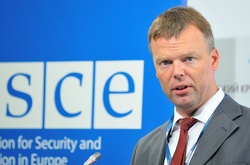  Заступник голови СММ ОБСЄ Александр Хуг 