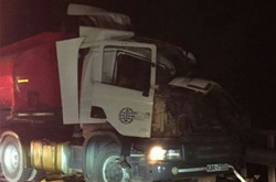 Страшна ДТП у Кенії: пасажирський автобус зіткнувся з вантажівкою, десятки загиблих 