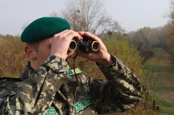 Працівники військкоматів будуть вручати повістки до армії на пунктах пропуску Львівщини