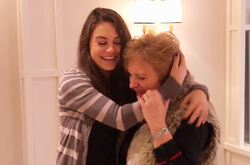 Семейное застолье с украинским акцентом: Мила Кунис и Эштон Катчер опубликовали уникальное домашнее видео