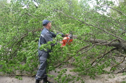  Дитина разом з матір'ю перебуває під наглядом медиків. 