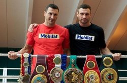 Брати Клички у топ-20 найкращих важковаговиків у історії боксу