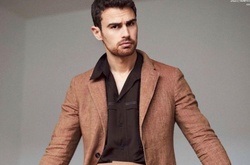 Актер Тео Джеймс