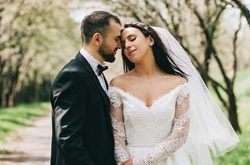 Джамала и Бекир Сулейманов. Свадебное фото