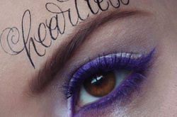 Временные тату на веках: новый тренд в макияже глаз
