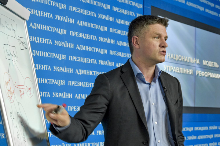 У Порошенка звинуватили Кабмін у затягуванні впровадження 4G в Україні 
