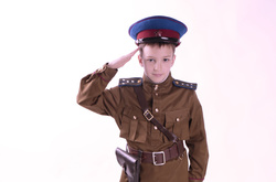 Хлопчик у формі НКВС