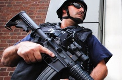 Даніель М. є співробітником швейцарської розвідки і вже багато років працює в Німеччині.